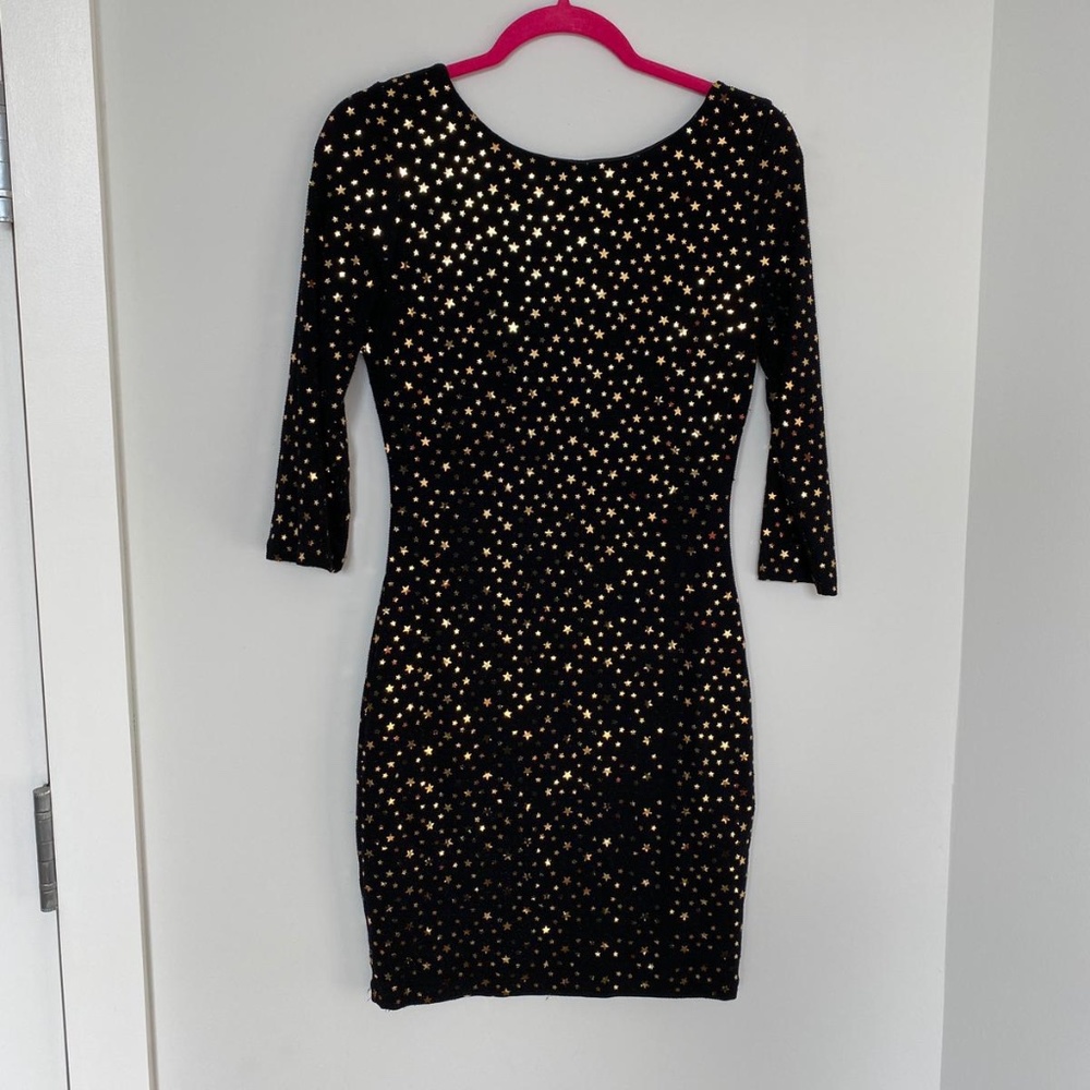 Low Cut Back Dress Black&Gold